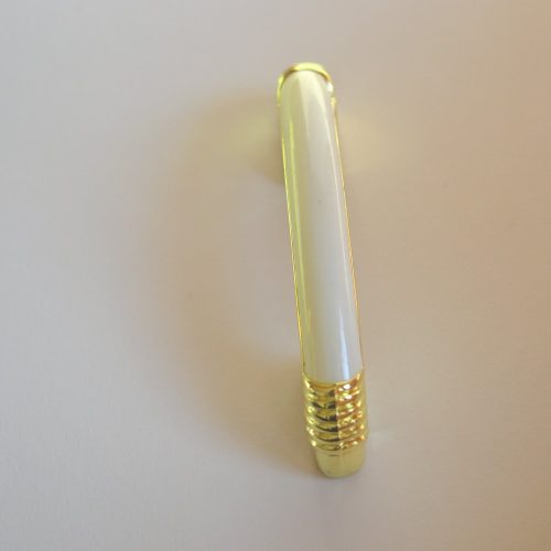 Metall-Kunststoff-Möbelgriff, gold - weiß, 64 mm Lochabstand