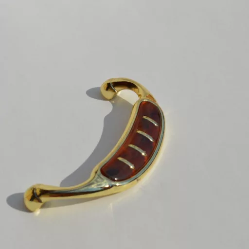 Metall-Kunststoff-Möbelgriff, gold-rot mahagonifarben, Bohrung 96 mm