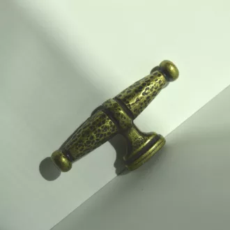   Möbelknopf aus Metall im rustikalen Stil in der Farbe Patina Bronze