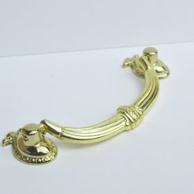 9_1312 Fém bútorfogantyú, fényes arany szín