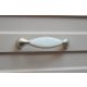 Metall-Kunststoff-Möbelgriff, Farbe Satin nickel, Bohrung 96 mm