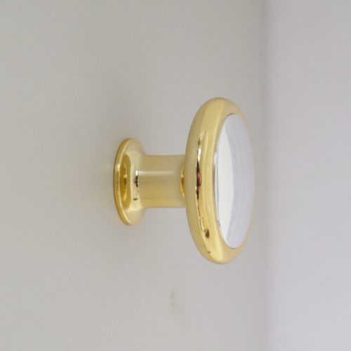 A206 Műanyag bútorgomb, ezüst és arany színben