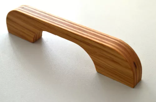 AUSTIN_128T Eichen-Sperrholz, maßgefertigter Möbelgriff