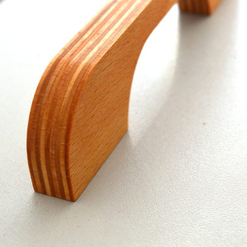AUSTIN_160B Möbelgriff aus Buchensperrholz, Sonderanfertigung