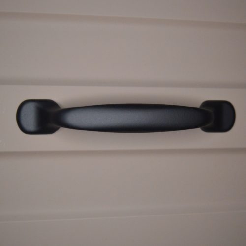 BU002_128  Mattschwarzer Metall-Möbelgriff, 128 mm 