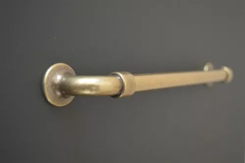 BU 010 480 12 Industrieller Metallgriff, bronzefarben, mit 480 mm Lochabstand