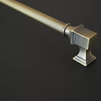   BU_015_192_04ST Vintage-Stil, Metallgriff, bronzefarben, strukturierte Oberfläche 
