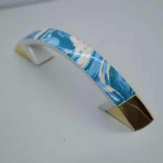 C043_aK Kunststoff-Möbelgriff, gold-blau, Bohrung 96 mm