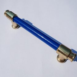   kék-arany, Műanyag-fém bútorfogantyú, 96 mm, apró hibás