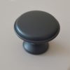 Cento Matt fekete, fém bútorgomb 28 mm átmérő