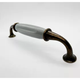 Möbelgriff aus Metall mit Porzellanlegierung