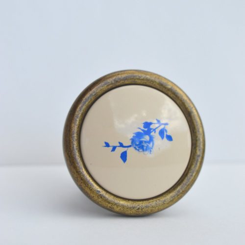 Metall-Kunststoff-Möbelknopf, Bronze mit blauem Blumenmuster