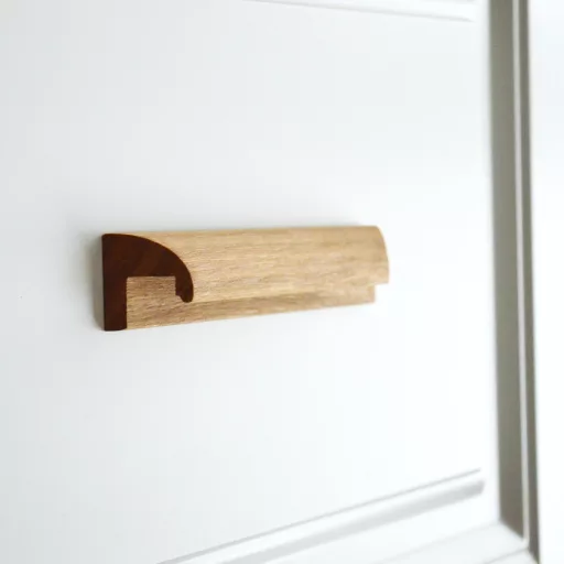  Möbelgriff aus Massivholz, klassischer Stil