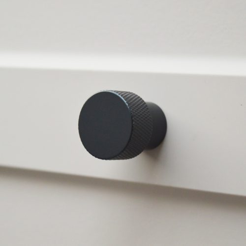 STRUCTURE Fekete színű, fém bútorgomb