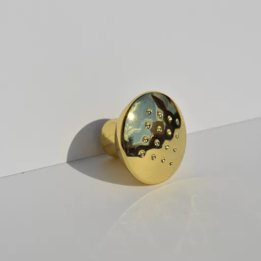 Möbelknopf aus Metall, goldfarben
