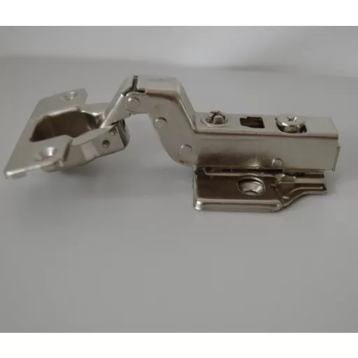 Finoman záródó klippes, 3D kivetőpánt, közézáródó típusú