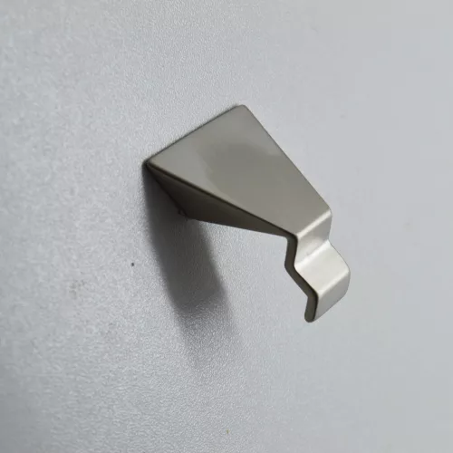 Metall-Möbelgriff, 16 mm Bohrungsabstand, Farbe nikkel -Chrom