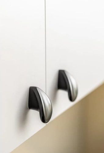 VENICE Fém bútorgomb, csepp formájú, matt fekete színű