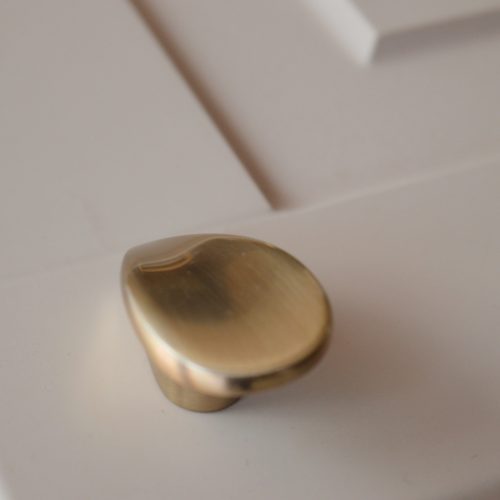 VENICE Fém bútorgomb, csepp formájú, pezsgő színű