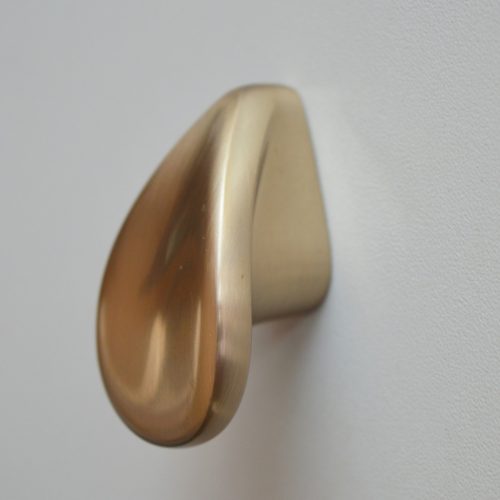 VENICE Fém bútorgomb, csepp formájú, pezsgő színű