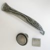Fém bútorfogantyú, antik fekete színű, 128 mm furattávval