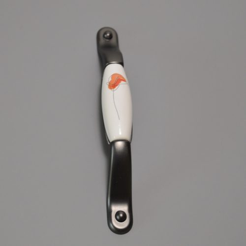 ANTRACIT Metallspitzen - Weißes Porzellan, Calla-Motiv, 128 mm Lochabstand
