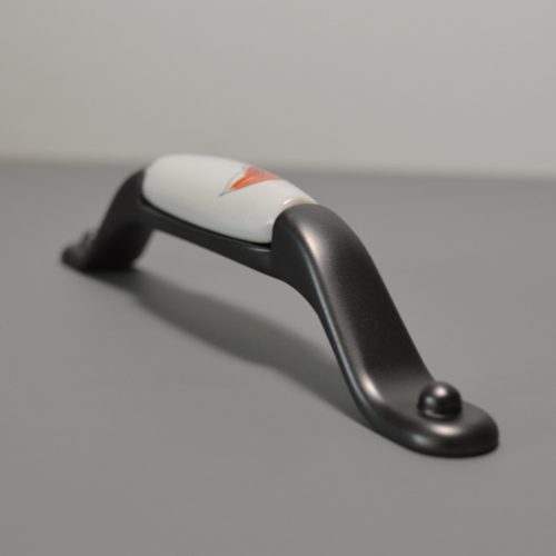 ANTRACIT Metallspitzen - Weißes Porzellan, Calla-Motiv, 128 mm Lochabstand