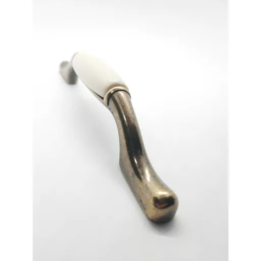 Porcelán bútorfogantyú, bronz - törtfehér porcelán résszel, 96 - 128 mm furattávval