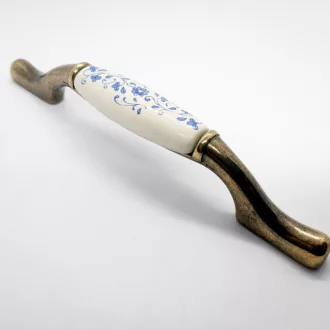   Porcelán bútorfogantyú, bronz - törtfehér színű, virág mintával, 96 - 128 mm furattávval