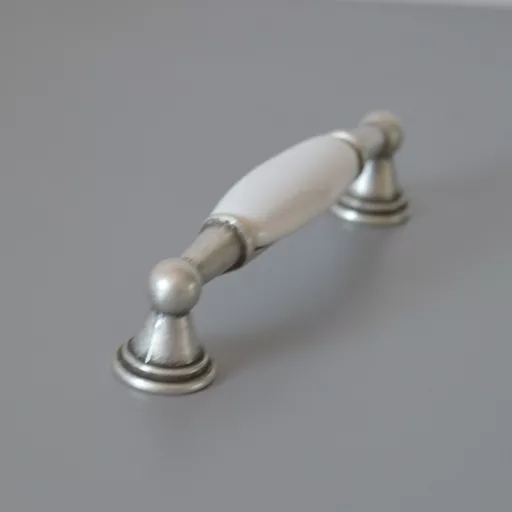 Porcelán-fém fogantyú, antikolt ezüst fém - fehér porcelán színű, 96 mm furattávval