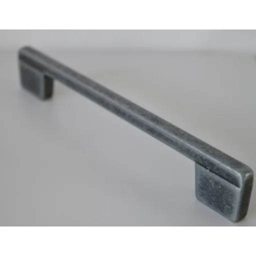 Antik schwarz, Moderner Möbelgriff, ausgeführt mit 128 und 160 mm BA