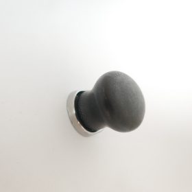   Fém-porcelán bútorgomb, ovális, matt fekete színű, króm talprésszel