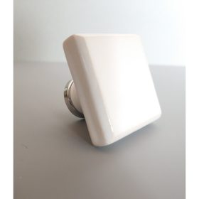   Fém-porcelán bútorgomb, négyszögletű, fehér színű, króm talprésszel