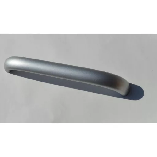 Möbelgriff aus Metall in Chrom matt