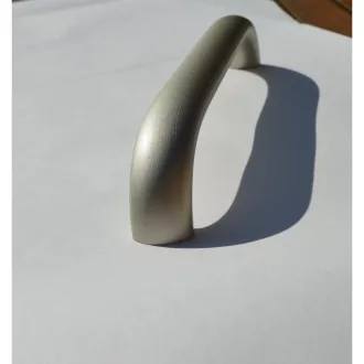   Fém bútorfogantyú, matt nikkel színű, 224 mm furattávval
