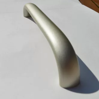   Fém bútorfogantyú, matt nikkel színű, 256 mm furattávval