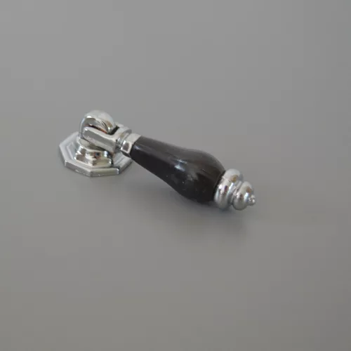 Metall-Kunststoff-Möbelknauf, silber-schwarz
