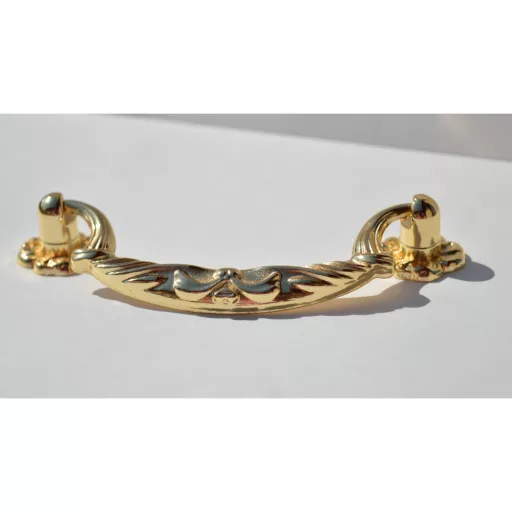 KZ279 Rustikaler Metallgriff, goldfarben, Lochabstand 96 mm