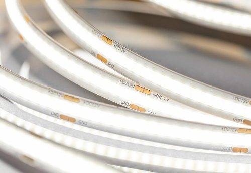 LED szalag COB LED csík, 1600 LED/5 fm, hideg fehér, 8W/fm, 8mm széles , 5fm/tekercs, 12V