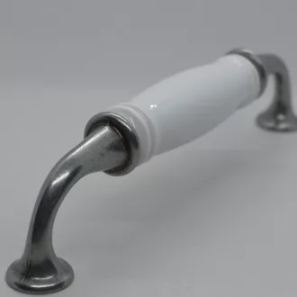   LIMOGES Weißer 128-mm-Möbelgriff mit antik-schwarzen Metallenden - weißes Porzellanteil