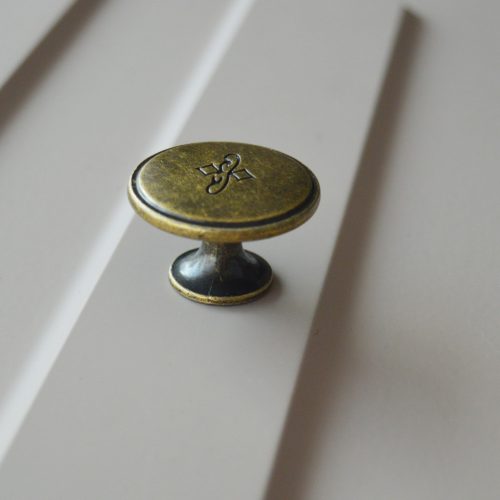 OLBIA_104, Metall-Möbelknopf, antike Bronze