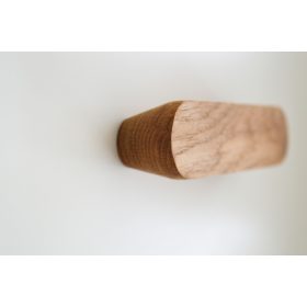 OSLO_96, Möbelgriff aus Holz, Eiche geölt, Bohrung 96 mm