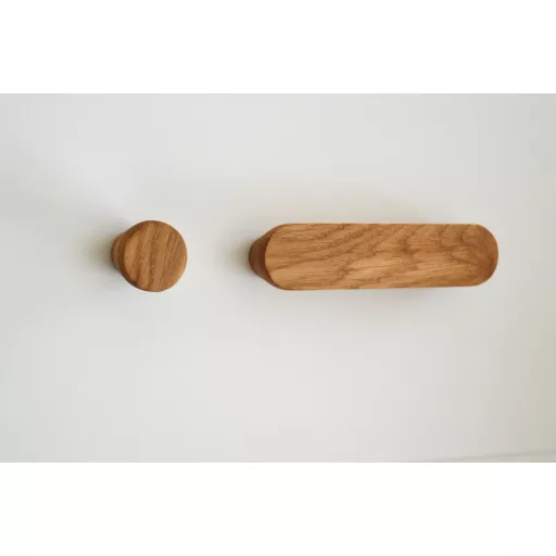 OSLO_96, Möbelgriff aus Holz, Eiche geölt, Bohrung 96 mm
