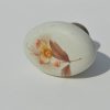 Möbelknopf aus Porzellan in Beige mit Blumenmotiv