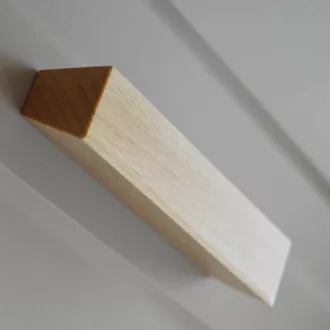  Ravenna L100 Fa bútorfogantyú, lakkozott bükk, 32 és 64 mm furattávval