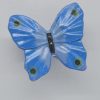 Műanyag bútorgomb, kék pillangó figurás