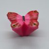 Műanyag bútorgomb, rózsaszín pillangó figurás