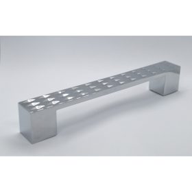   Fém bútorfogantyú, fényes króm színű, kristály minta, 128 mm furattávval