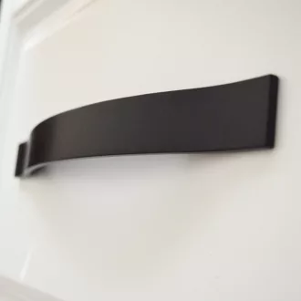 Möbelgriff aus Metall, Farbe Schwarz matt, Bohrung 192 mm