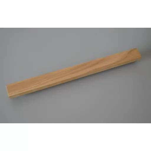 Möbelgriff aus Holz, Eiche lackiert, Bohrung 320 mm